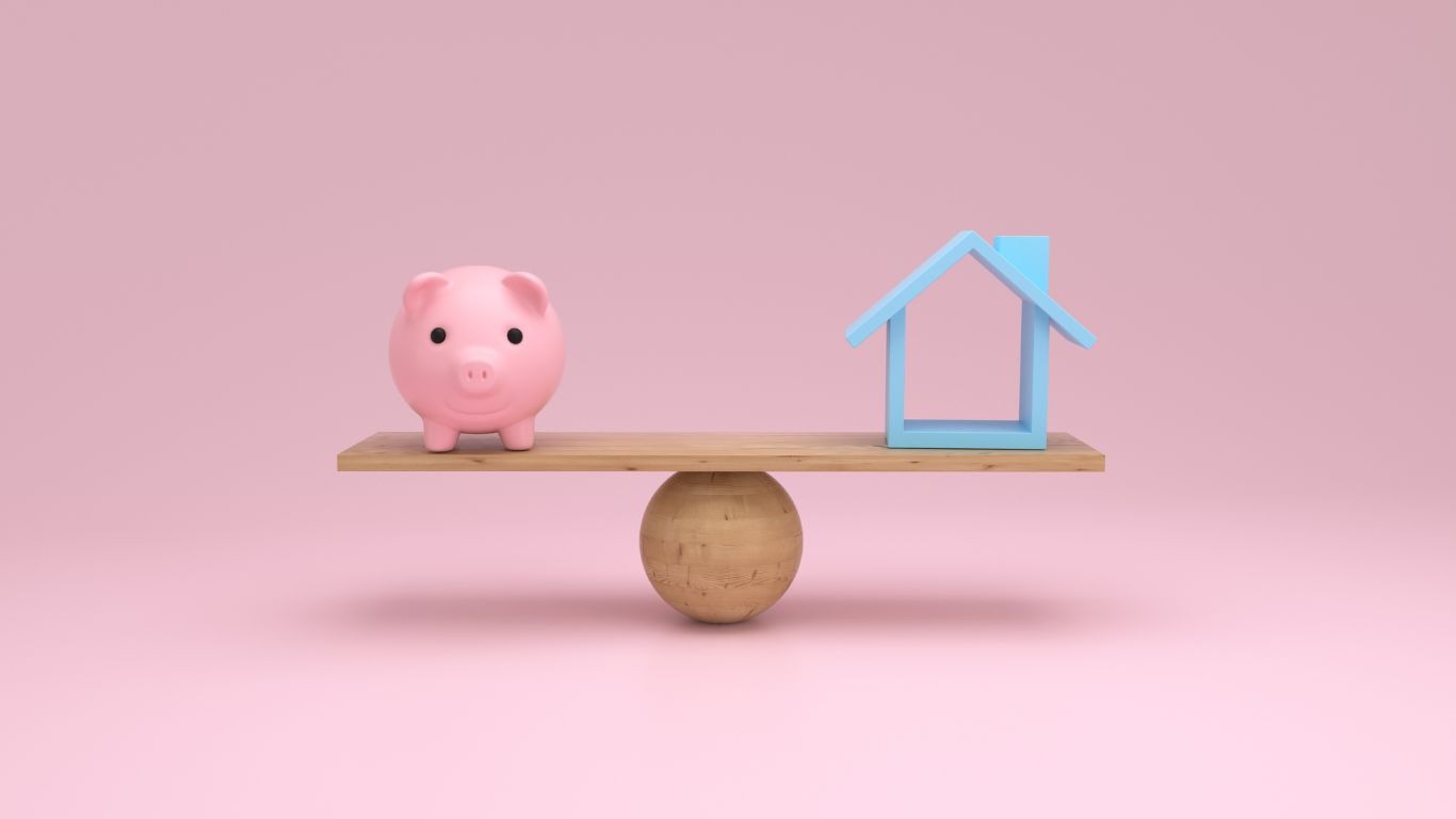 Read more about the article Pay Off Mortgage or Invest in RRSP: What Should You Do?