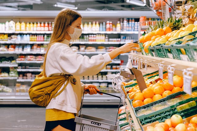 Read more about the article Is Instacart Worth It? A Realistic Look at Costs, Convenience, and Savings